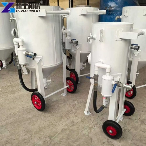Small sandblasting machine