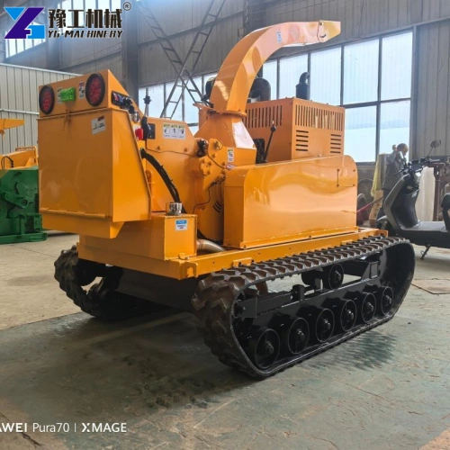 tracked diesel wood chipper