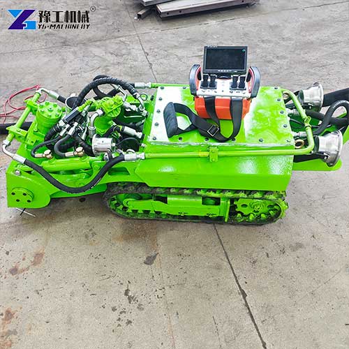 sludge removal robot
