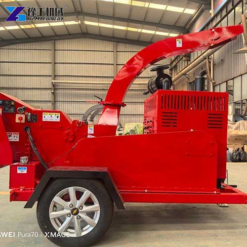 mobile wood chipper